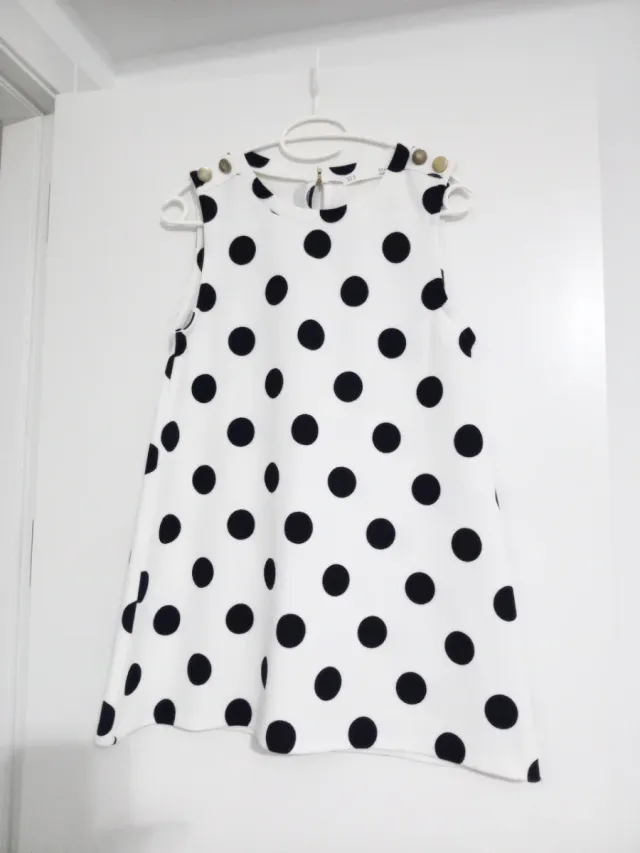 Vestido Sfera lunares blanco y negro