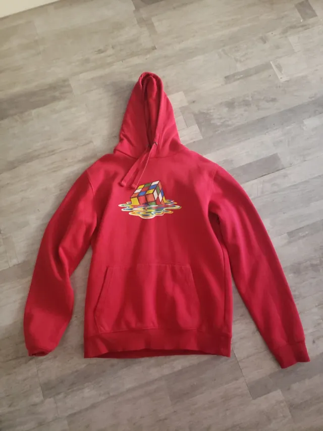 Sudadera infantil con estampado de cubo