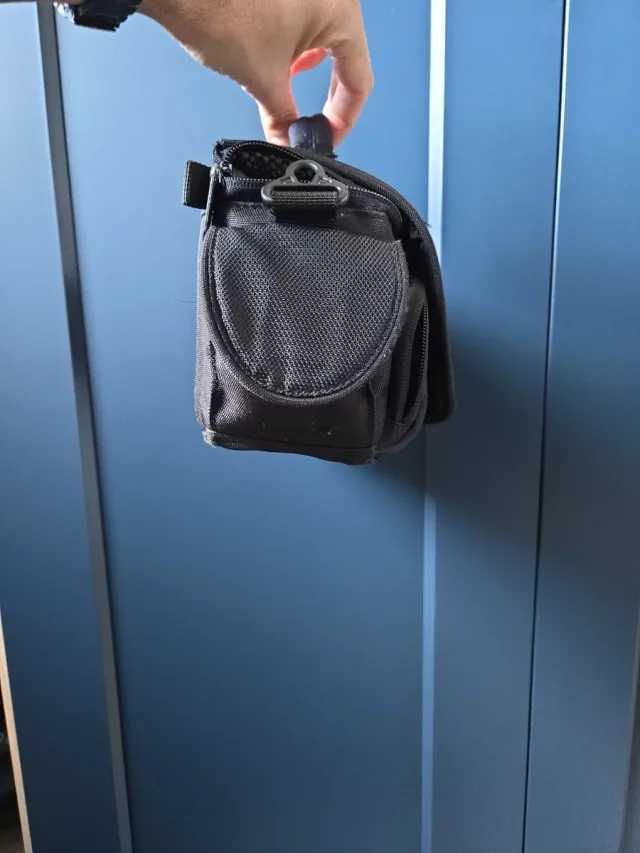 Riñonera LowePro Edit 130 para cámara