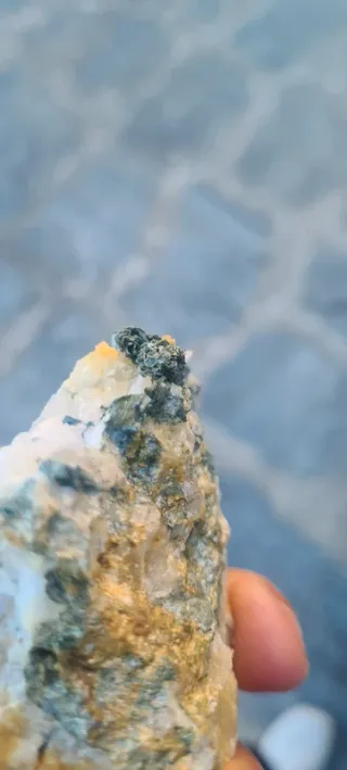 Minerali Muscovite Monte folgorito Pietrasanta