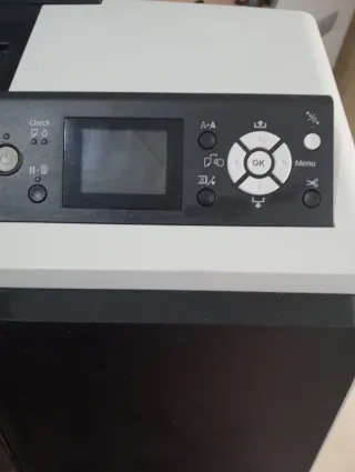 Impresora Epson Negra y Blanca