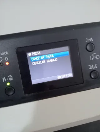 Impresora Epson Negra y Blanca