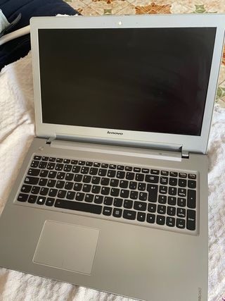 Portátil Lenovo IdeaPad Z510 i7 NO ENCIENDE