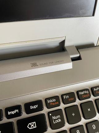 Portátil Lenovo IdeaPad Z510 i7 NO ENCIENDE