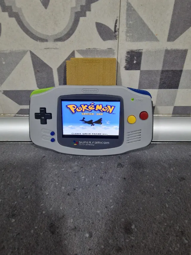 Pokémon Oro Game Boy