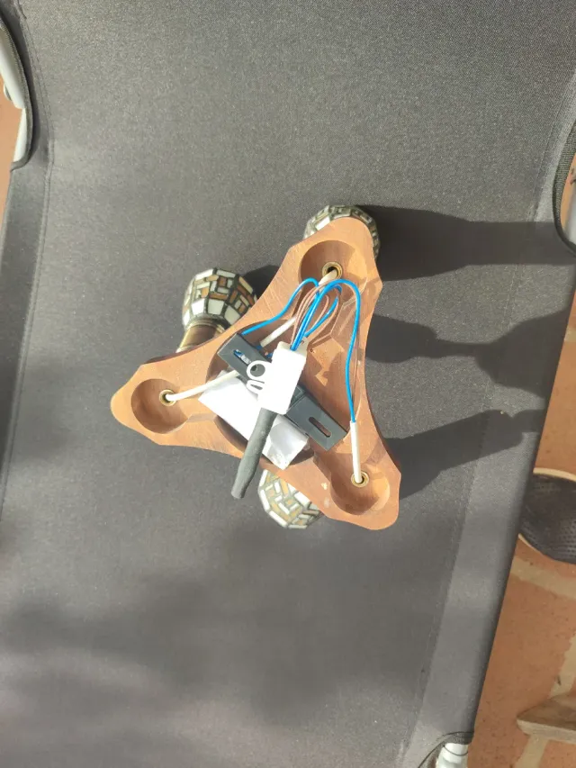 Lámpara de techo madera y cristal, estilo Tiffany