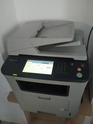 Impresora Samsung Multifunción Gris