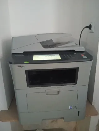 Impresora Samsung Multifunción Gris