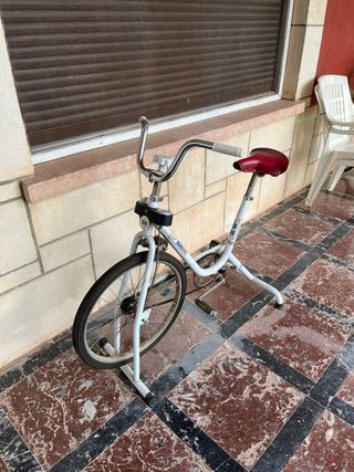 Bicicleta estática BH