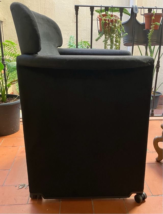 Sillón Afra y Tobia Scarpa modelo Ronda