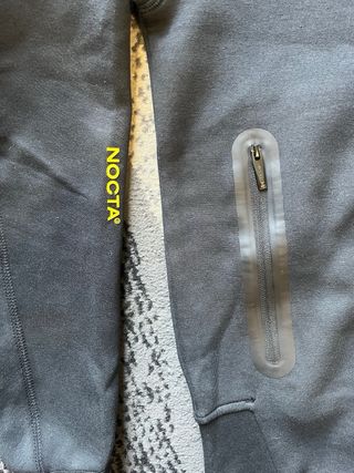 Nike x Nocta Sudadera con Capucha Negra y Amarilla