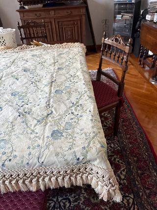 Copritavola elegante con frangia Mirum g r