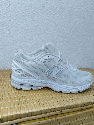 Zapatillas New Balance Blancas Talla 45.5