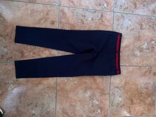 Pantalón CH niño gala azul/rojo Talla 12