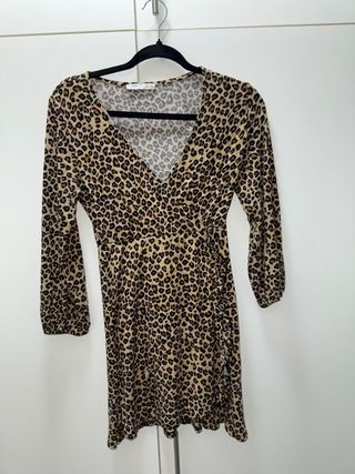 Abito maculato con stampa animalier