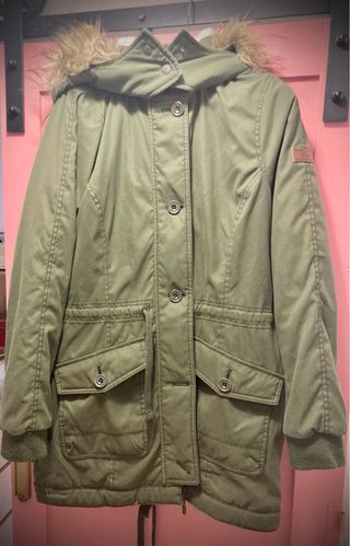 Abrigo Hollister verde talla L
