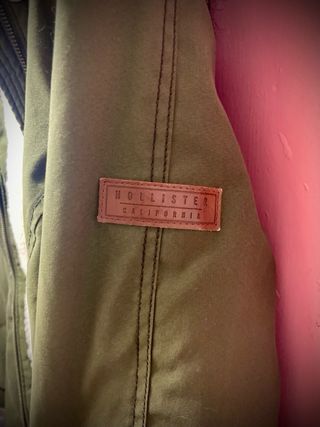 Abrigo Hollister verde talla L