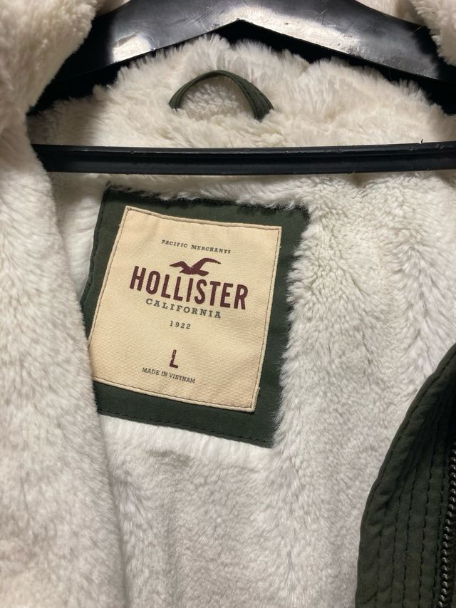 Abrigo Hollister verde talla L