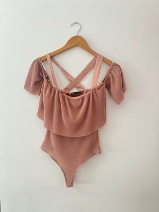 Body canalé Bershka rosa talla S