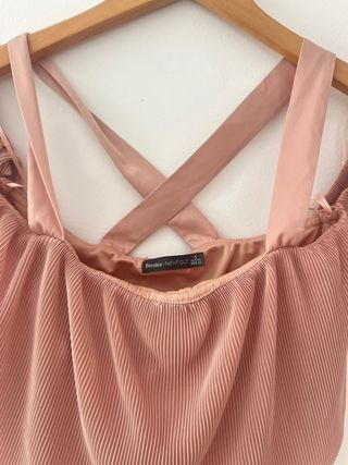 Body canalé Bershka rosa talla S