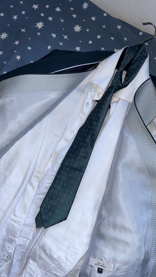 Traje ETIEM Javier Cañas