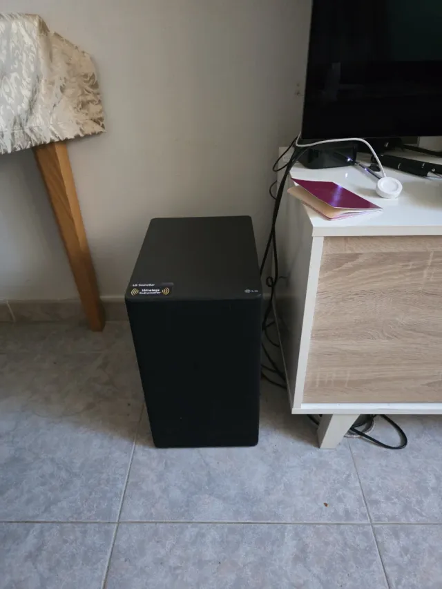 Barra de Sonido LG Negra