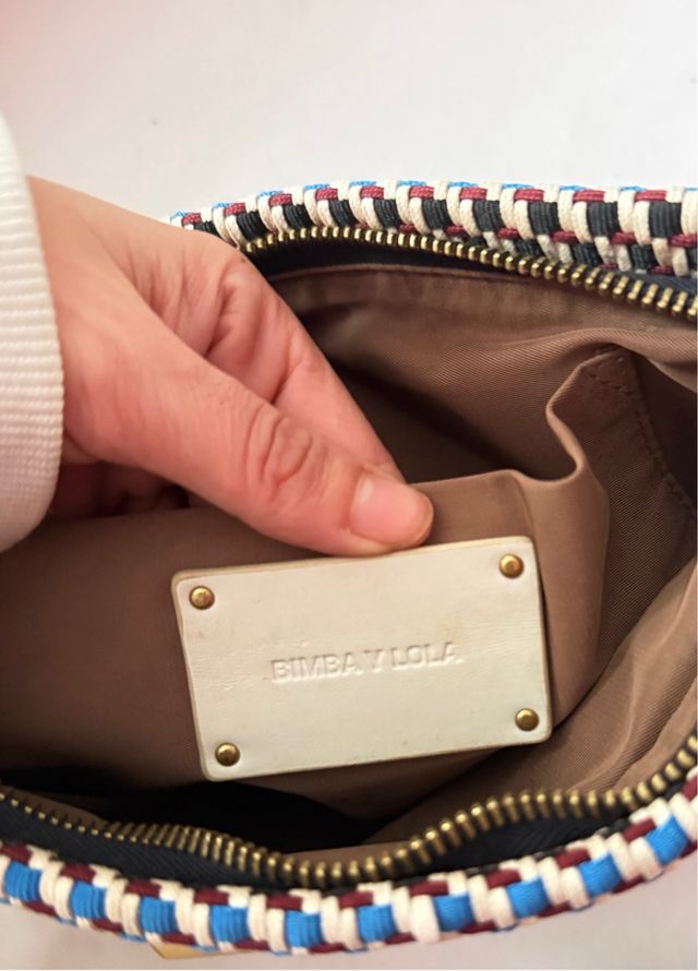 Bolso de mano Bimba y Lola azul y beige