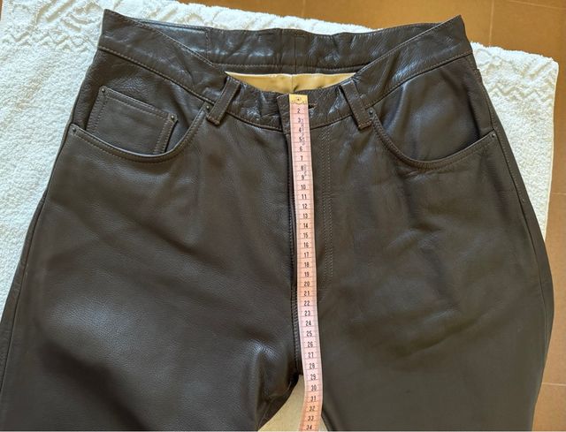 Pantalón de piel marrón Pepe Jeans