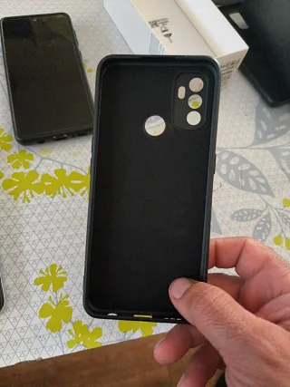 Custodia nera per OPPO A53