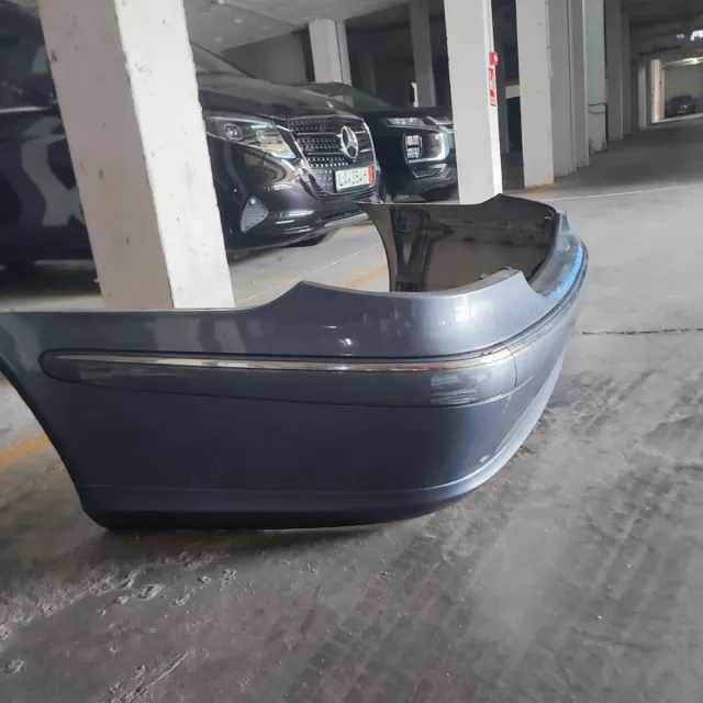Paragolpes de atrás Mercedes W211