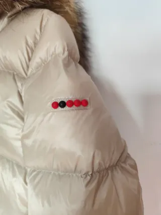 Abrigo Dichi Beige con Capucha y Pelo