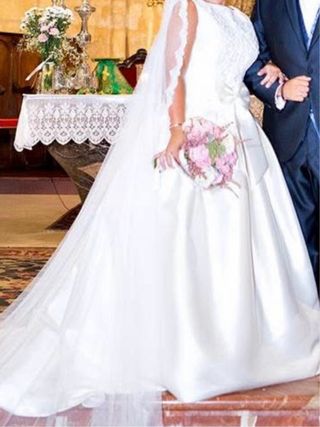 Vestido de Novia Blanco con lazo