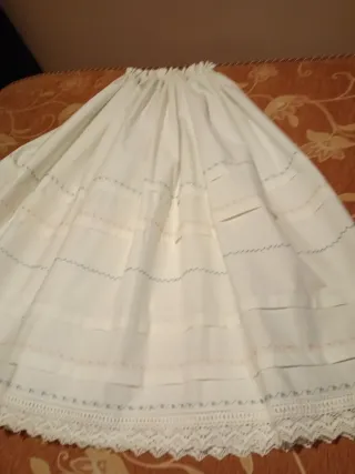 Enagua Baturra Tradicional