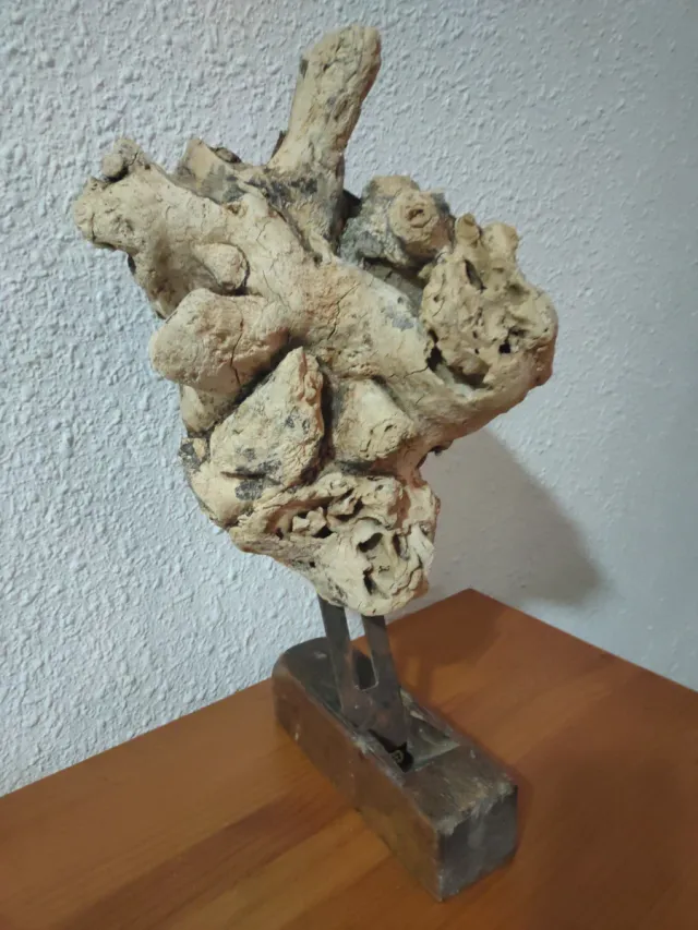 Escultura de madera artesanal 45 alto x 25 x 20