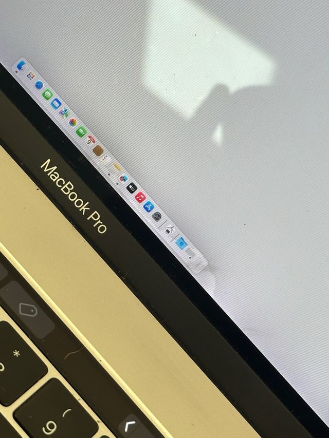 Apple MacBook Pro 15 2017 i7 16GB 512GB SSD