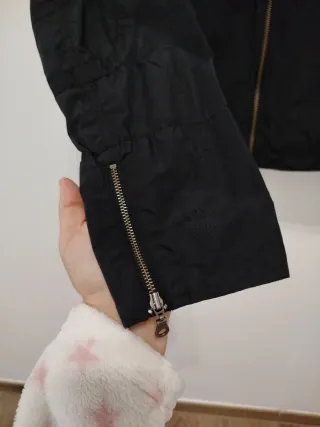 Giacca a vento donna nera Non calca molto t.M