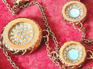 Collar largo Zeades oro rosa con cristales