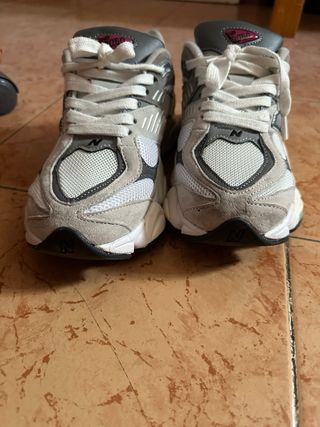 Zapatillas New Balance 9060 Gris/Blanco