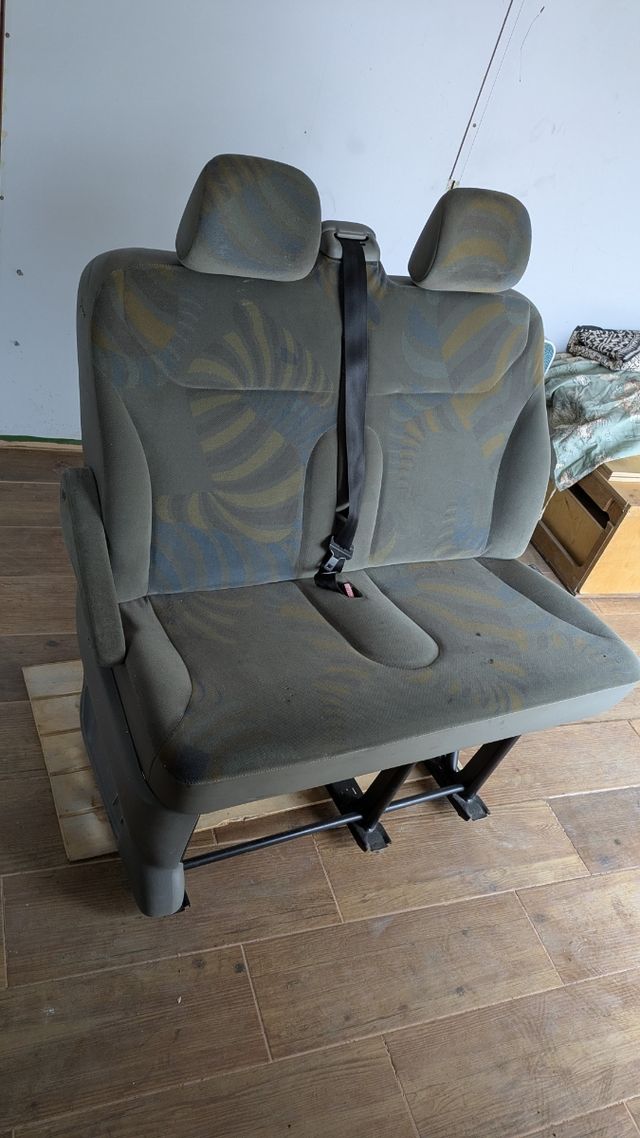 Asientos 2ª fila Renault Trafic 2004