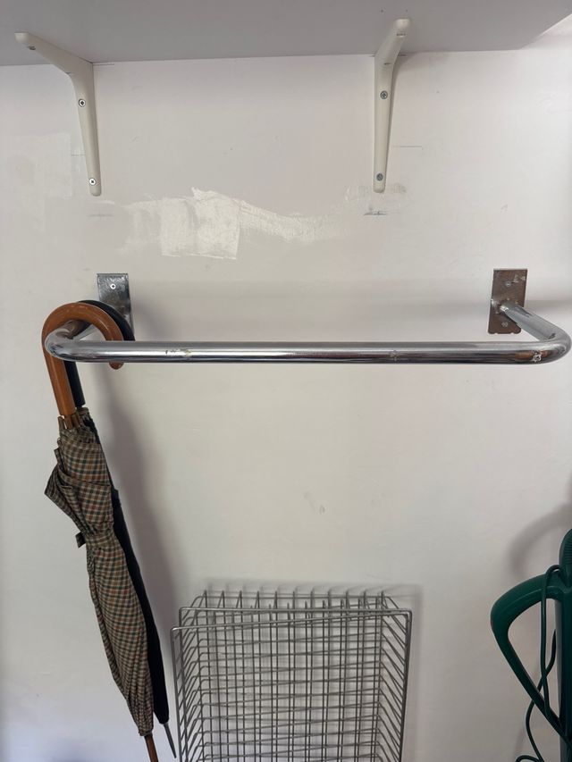 Barras colgadores de metal