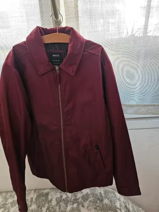 Cazadora RVCA burdeos XL