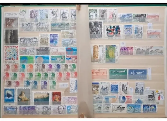 Album 700 francobolli nuovi/ usati Francia e altro