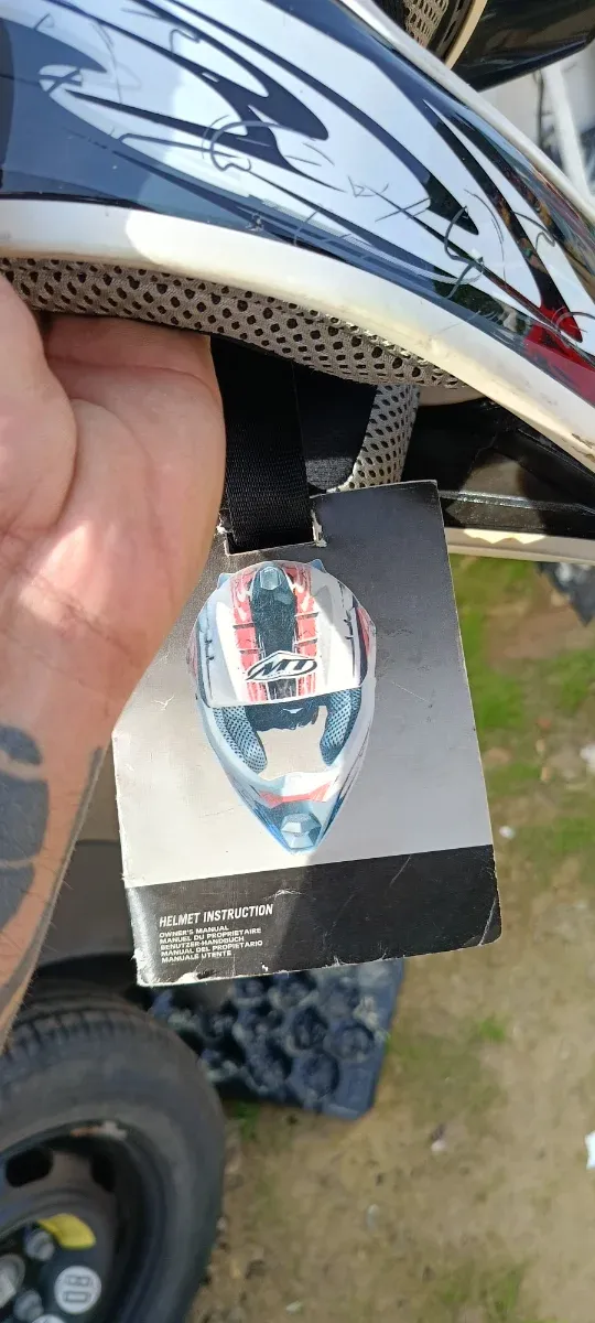 Casco Motocross Diseño Blanco y Negro