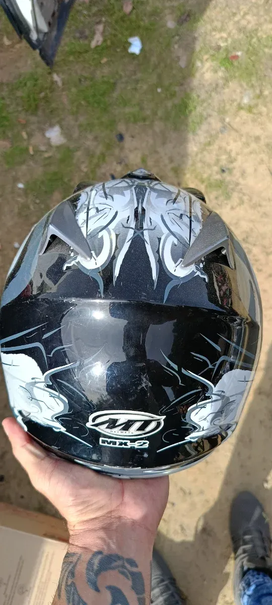 Casco Motocross Diseño Blanco y Negro