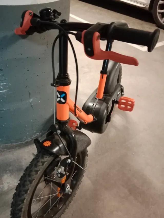 Bicicleta B Twin 14 con ruedines