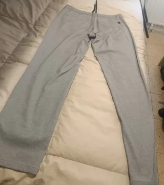 Pantalón de vestir gris para hombre