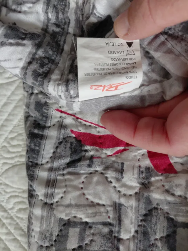 Colcha entretiempo diseño Londres, reversible