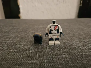 Minifigura Lego Legión de Hierro.