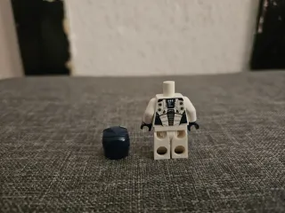 Minifigura Lego Legión de Hierro.