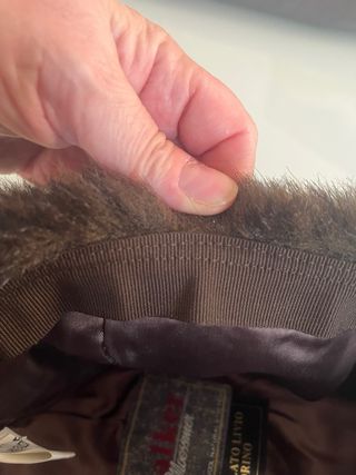 Cappello lana ed ecopelliccia donna marrone